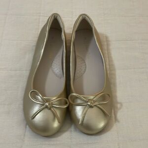 Girls gold dress shoes